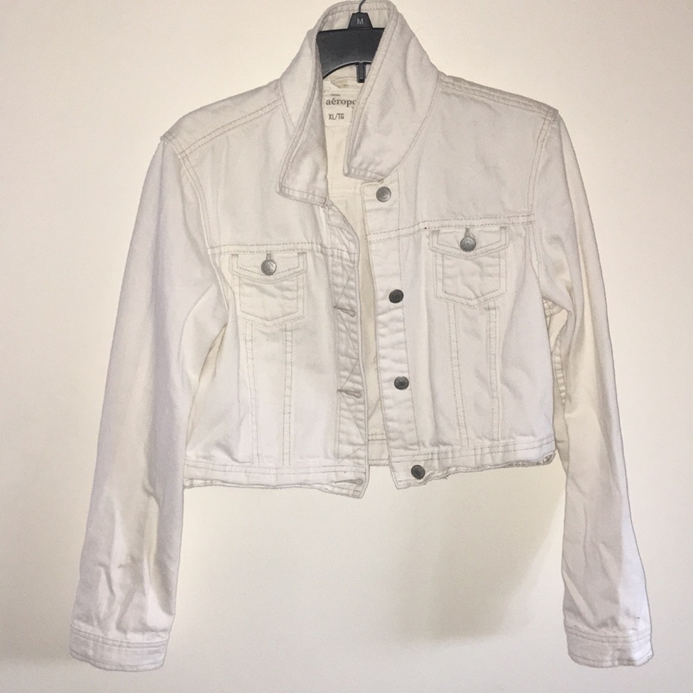 White denim jacket 🖤